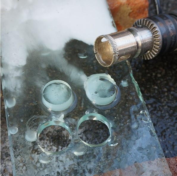 “變頻技術(shù)推進(jìn)玻璃加工行業(yè)自動(dòng)化水平”