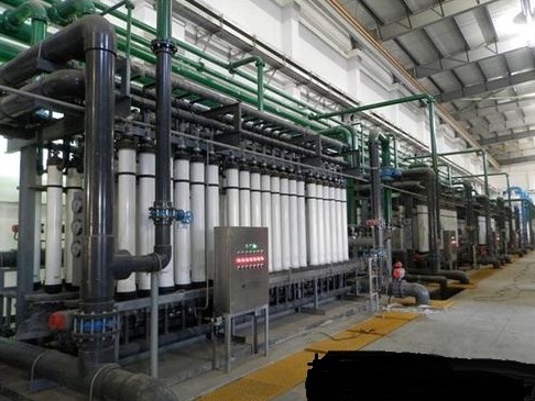 “某地制藥企業(yè)通過(guò)三科變頻器的技術(shù)支持順利完成搬遷”