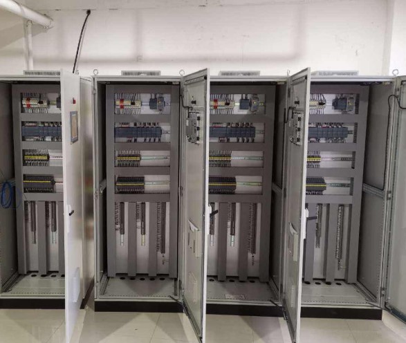 “為PLC控制柜安排合理的接線能夠使柜體更加美觀?！? />
</p>
<p style=