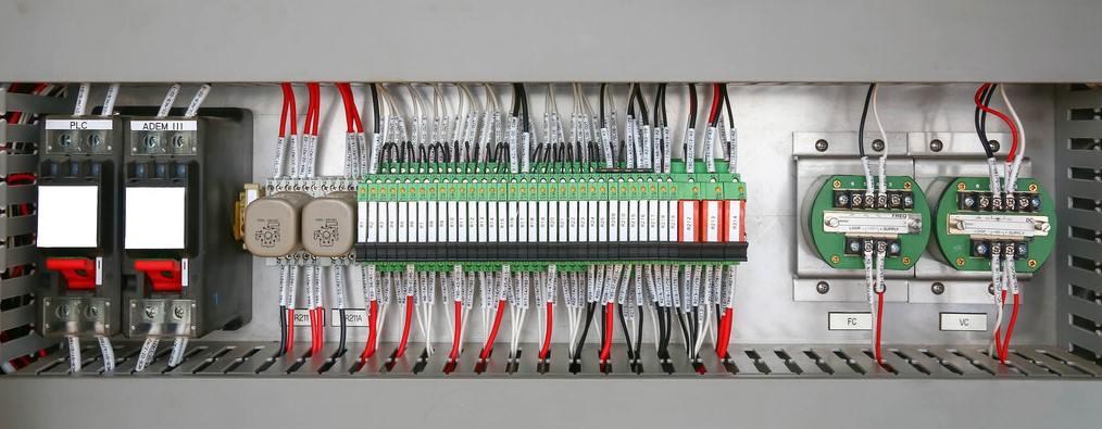 “可編程plc控制器的次世代產(chǎn)品將會(huì)具備哪些特點(diǎn)？”